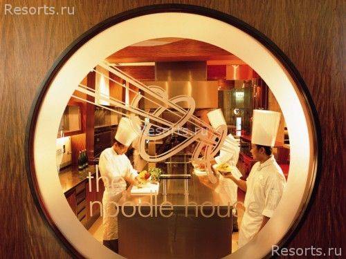 Jumeirah Emirates Towers Hotel 26